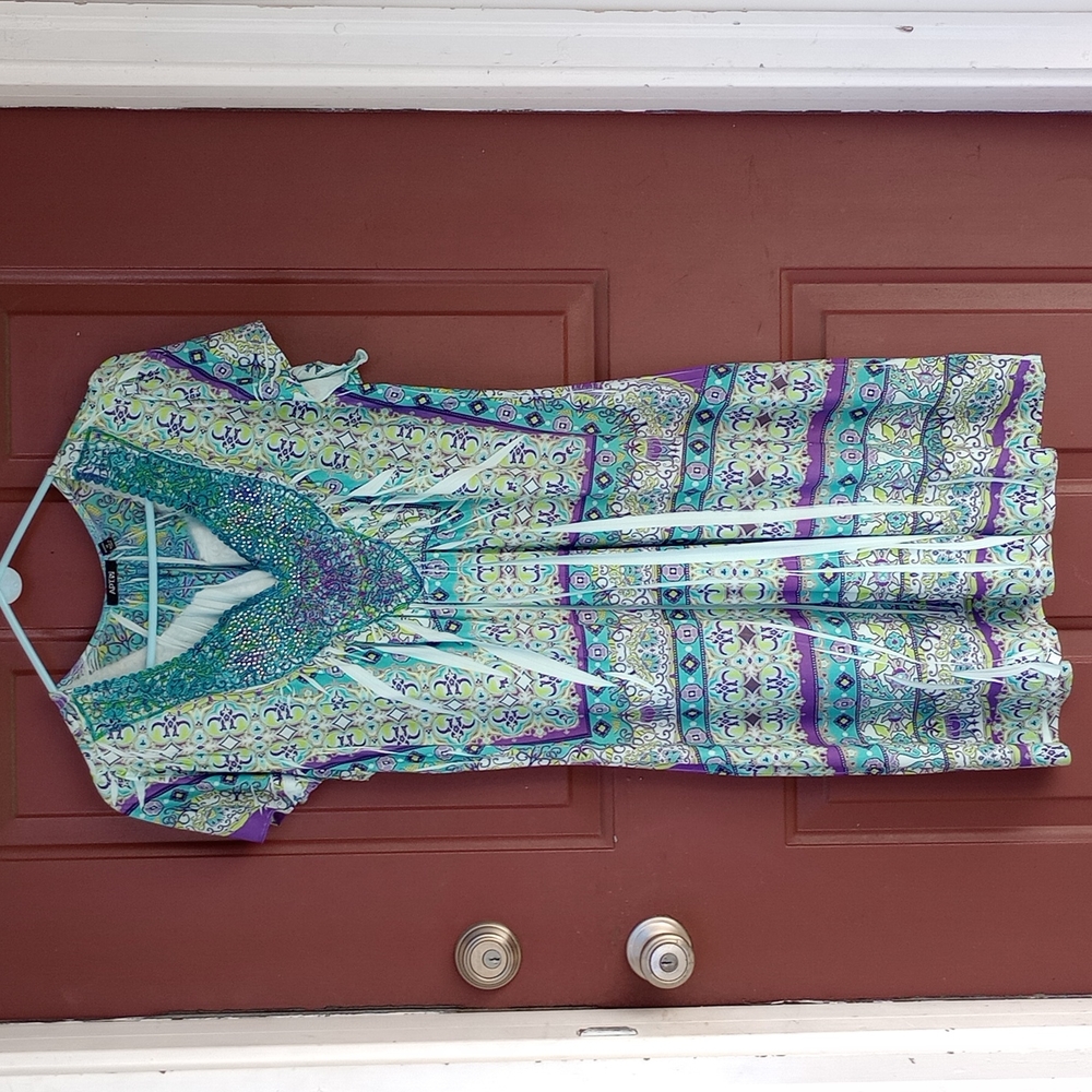 Pretty Apt. 9 Dress